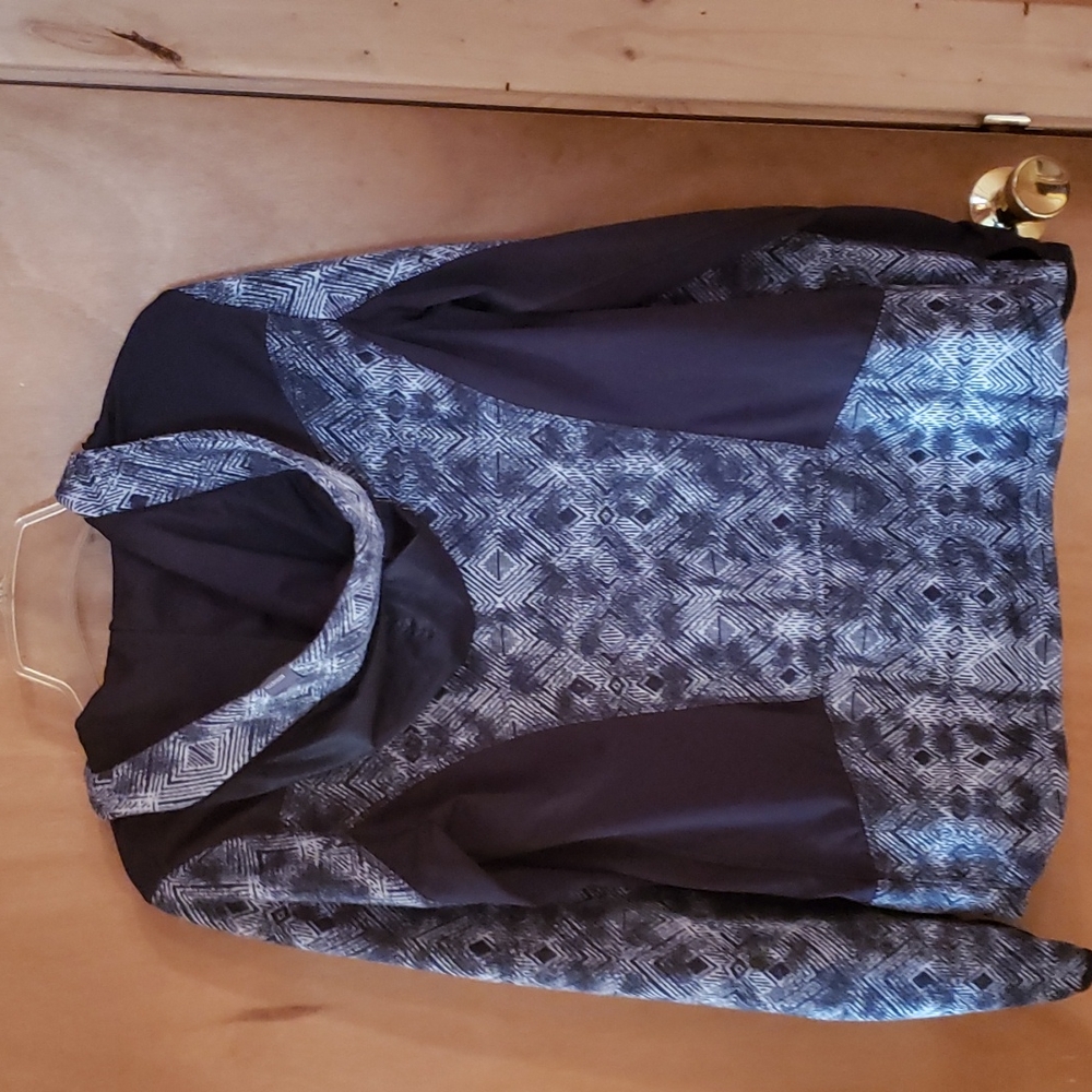 Mondetta zip up  hooded jacket - Picture 3 of 6